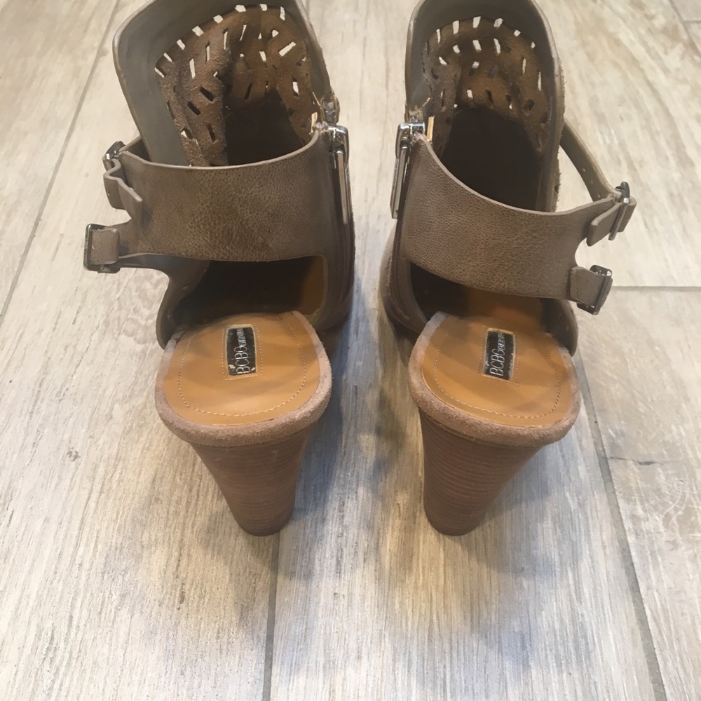 BCBG Generation Suede Brown Creen Peep Toe Bootie - Picture 5 of 8